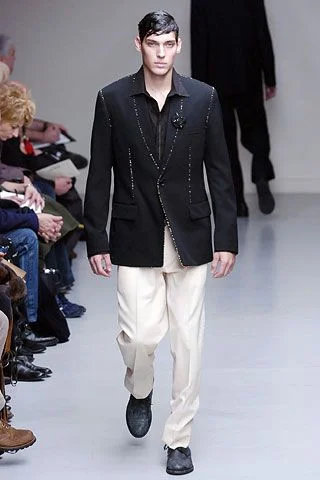 Look 3